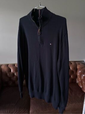 TOMMY HILFIGER • Men's (XL) Dark Navy Half-Zip Pullover Sweater